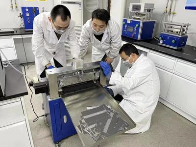 瑞智新能源主動功能隔膜產線一期落成灃東新城，引領材料科學研究與產業升級新篇章